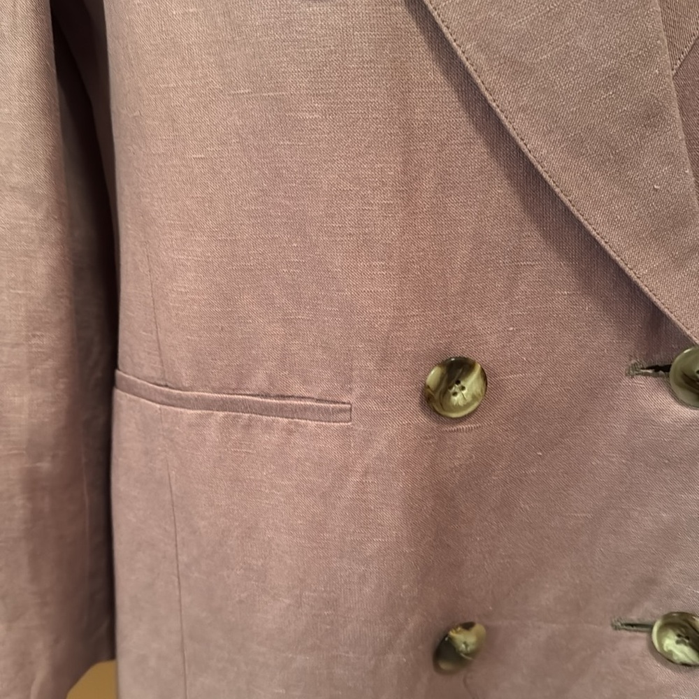 Summer pant suit. Vintage… because I’m vintage! This was a favorite of mine! - Picture 3 of 8